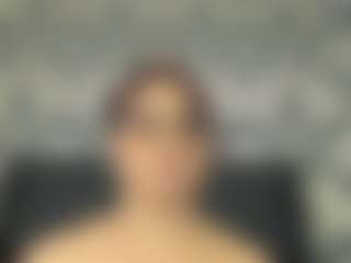 Nastya Evans MILF webcam performer live streaming