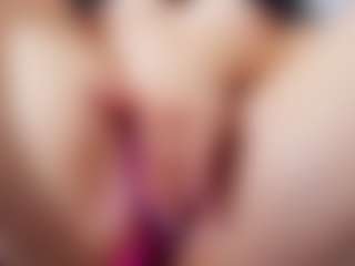 klylls-squirt's Live Sex Cam Show