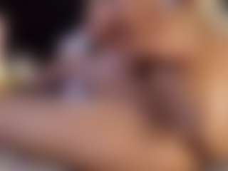 Live cam show with Lor-queen - Tights on intimatelivegirls.com