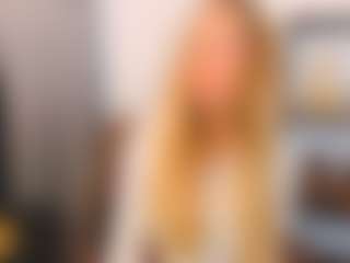 Live cam show with AulloraKiss - Body Massage on slutload