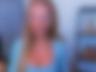 AulloraKiss's Live Sex Cam Show