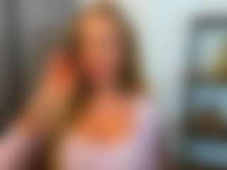 AulloraKiss's Live Sex Cam Show