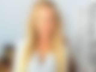 AulloraKiss's Live Sex Cam Show