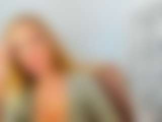AulloraKiss's Live Sex Cam Show