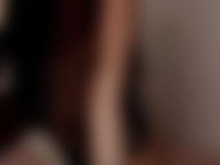 emiliasr's Live Sex Cam Show