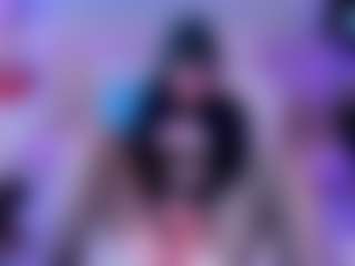 S i m o n e's Live Sex Cam Show