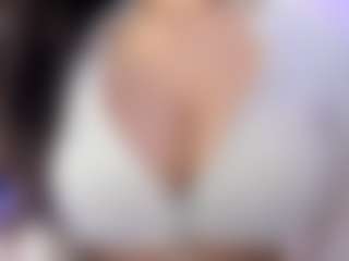 Live cam show with akura011 - Asian MILF on UwU Esports