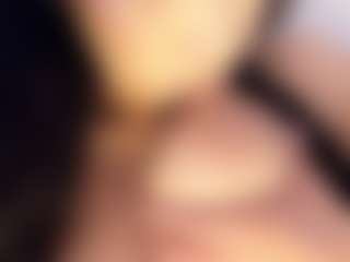 akura011's Live Sex Cam Show
