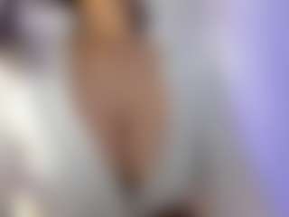 akura011's Live Sex Cam Show