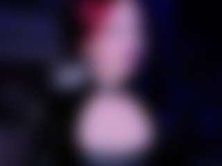 Live cam show with Miss Eva - Red Hair on Camming Site
