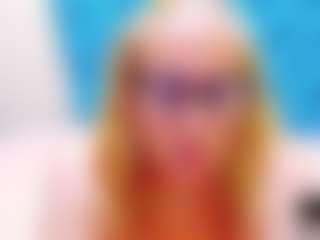Live cam show with Nayla-Garner - Lovense on fuck-show.com
