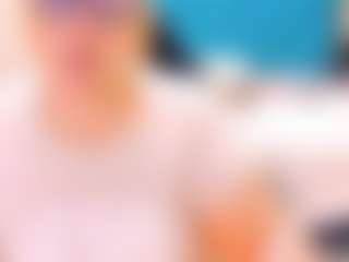 Live cam show with Nayla-Garner - Glasses on Dolls Live