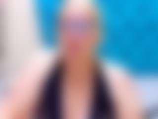 Live cam show with Nayla-Garner - Granny BBW on Sex Cam Show