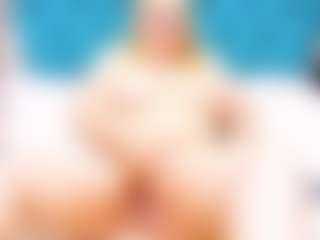 Live cam show with Nayla-Garner - Blonde Hair on Streamer API