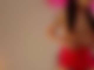 emilia-edwrds's Live Sex Cam Show