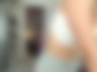 Live cam show with Emmy and Krist - Fingers on Camsoda