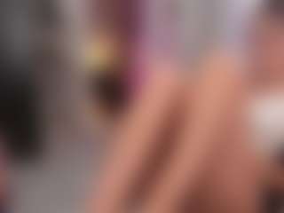 Live cam show with Emmy and Krist - Cum Swallowing on Camsoda