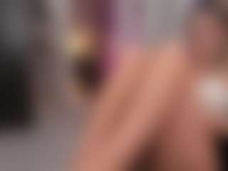 Live cam show with Emmy and Krist - Handjob on camtv