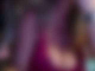 Live cam show with JennaDeluxe - Spy Mature on Camiplay Live