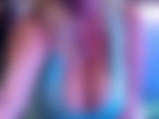 JennaDeluxe MILF webcam performer live streaming