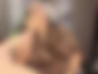 Gianella-Cox MILF webcam performer live streaming