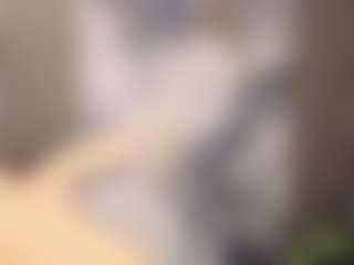 Gianella-Cox MILF webcam performer live streaming