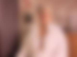Gianella-Cox MILF webcam performer live streaming