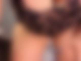 Live cam show with Gianella-Cox - Smoke on Hubzter Live