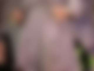 Live cam show with Gianella-Cox - Squirt MILF on TeamSkeetLive