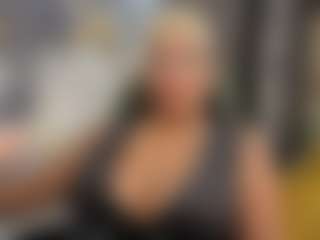 Live cam show with Gianella-Cox - Latina MILF on thefappeningchat.com | colombia