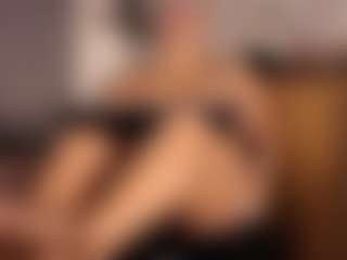 Live cam show with Gianella-Cox - Cum Mature on Camsoda
