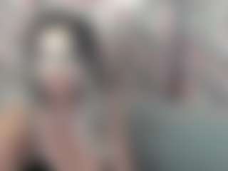 Live cam show with Kathia - Grey on googirlz