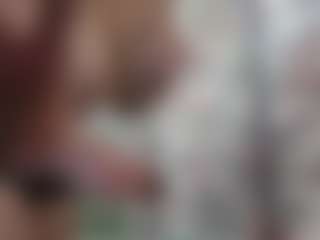 Live cam show with Kathia - Blowjob Mature on Mixed Magazine Live