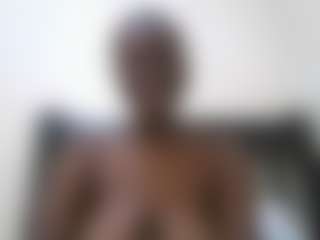 Live cam show with princess-delight - Athletic on intimatelivegirls.com