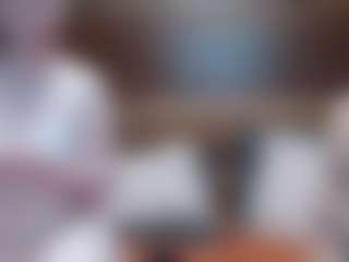 Live cam show with HollyWhites - Blowjob on live18s.com