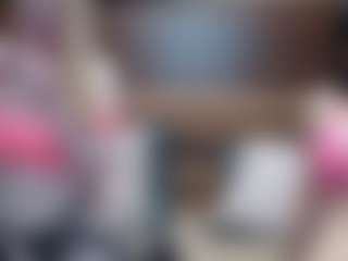 Live cam show with HollyWhites - Young Adult on AdultVida.com