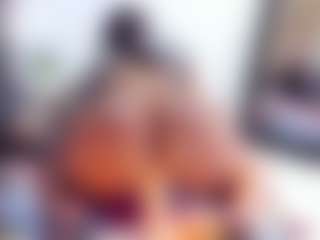 Laura Saenz's Live Sex Cam Show