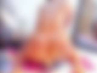Laura Saenz's Live Sex Cam Show