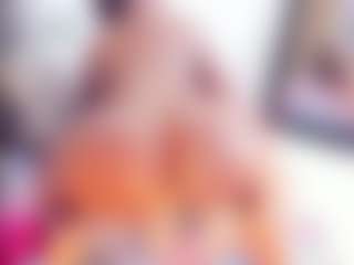 Laura Saenz's Live Sex Cam Show