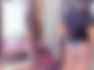 Laura Saenz's Live Sex Cam Show