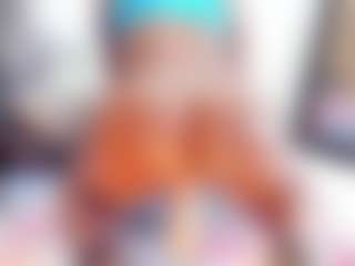 Laura Saenz's Live Sex Cam Show