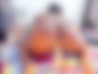 Laura Saenz's Live Sex Cam Show