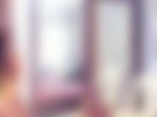 Laura Saenz's Live Sex Cam Show
