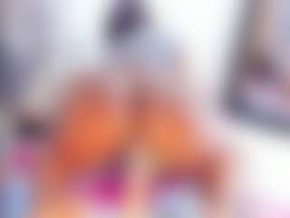 Laura Saenz's Live Sex Cam Show