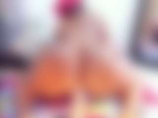 Laura Saenz's Live Sex Cam Show
