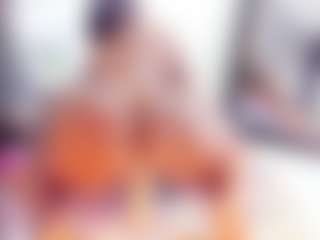 Laura Saenz's Live Sex Cam Show