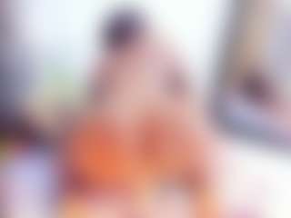 Laura Saenz's Live Sex Cam Show