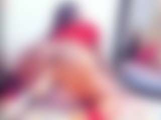 Laura Saenz's Live Sex Cam Show