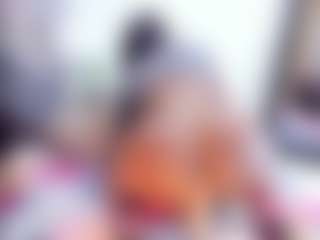 Laura Saenz's Live Sex Cam Show