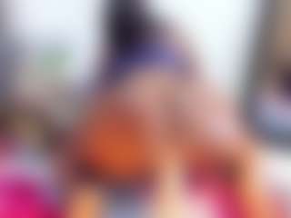 Laura Saenz's Live Sex Cam Show